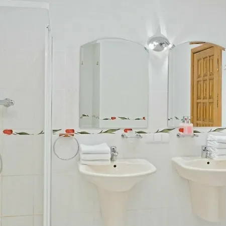 Трехкомнатные Апартаменты В Минске Apartment