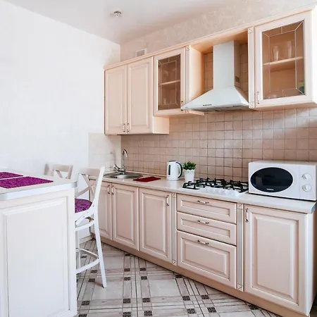 Apartment Трехкомнатные Апартаменты В Минске